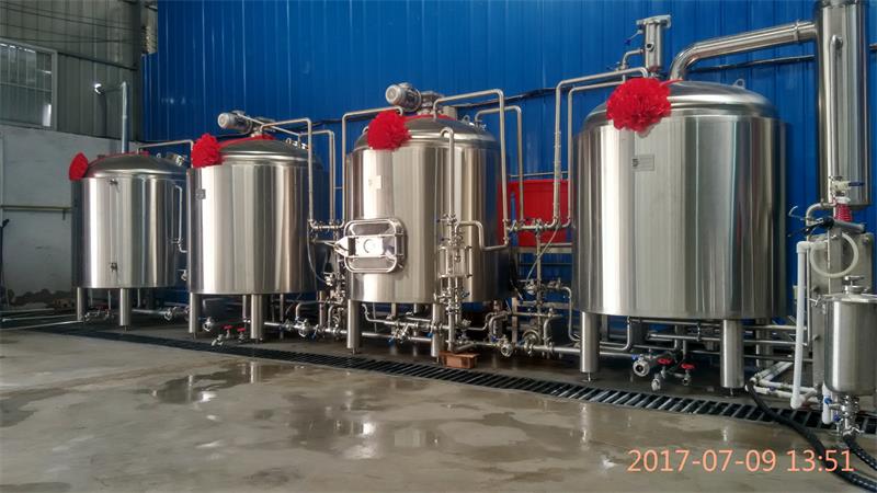 1000L四器糖化中小型精酿啤酒厂设备